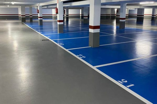 Pintura de garajes y parkings con Pintor Pamplona - Empresa de pintores en Pamplona y Navarra