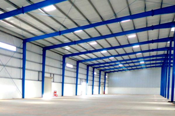 Pintura industrial y naves con Pintor Pamplona - Empresa de pintores en Pamplona y Navarra